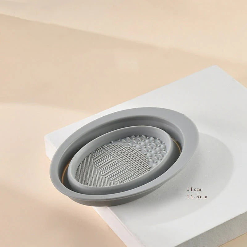 Silicone Makeup Brush Cleaning Bowl & Scrubbing Pad – Foldable Brush Cleaner