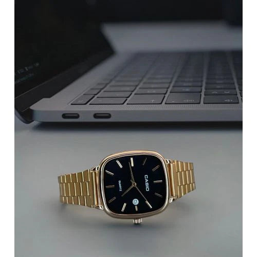 Casio Square Digital Watch for Men & Women – Classic Waterproof Quartz Wristwatch